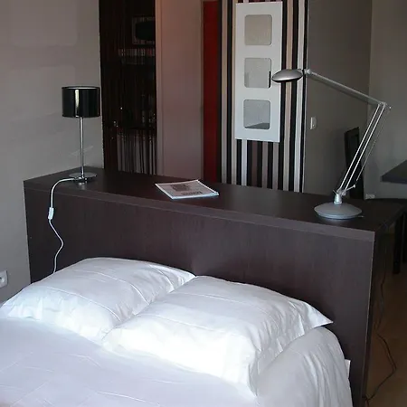 Aparthotel Teneo - Gare Saint Jean 2*