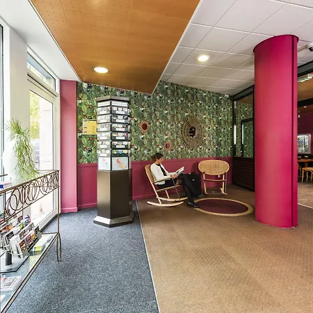 Teneo - Gare Saint Jean Aparthotel