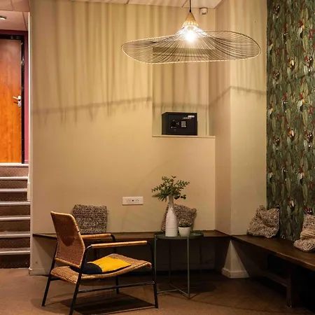 Teneo - Gare Saint Jean Aparthotel 2*