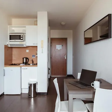 Aparthotel Teneo - Gare Saint Jean Bordeaux