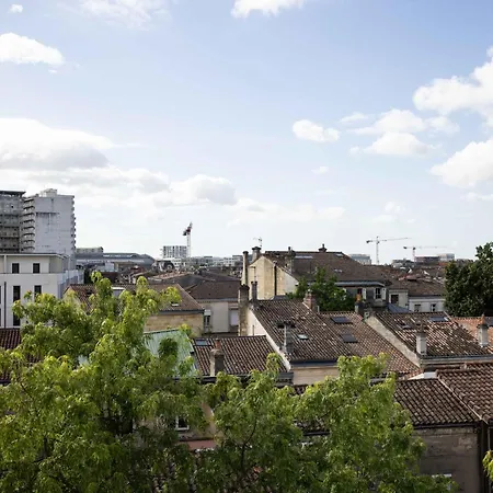 Teneo - Gare Saint Jean Aparthotel