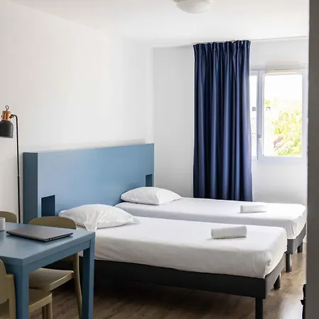 Teneo - Gare Saint Jean Apart Otel