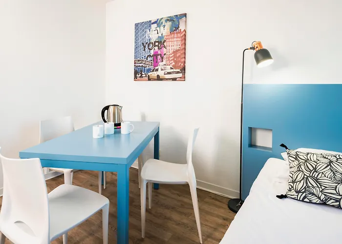 Aparthotel Teneo - Gare Saint Jean