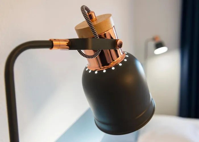 Teneo - Gare Saint Jean