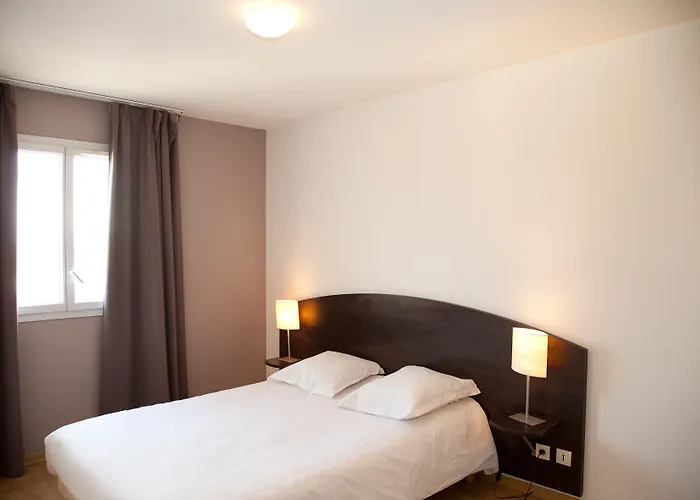 Teneo - Gare Saint Jean Aparthotel