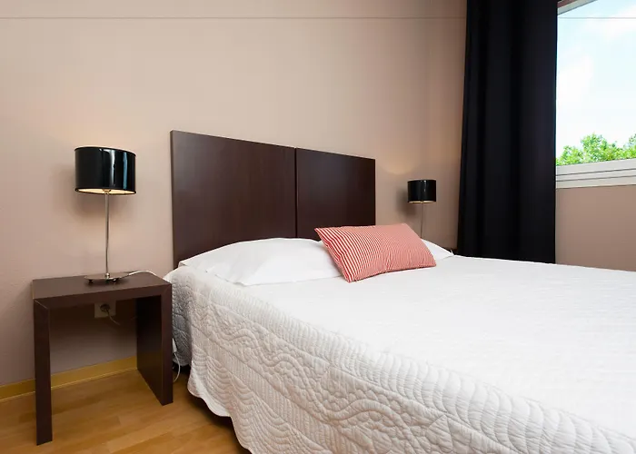 Teneo - Gare Saint Jean Aparthotel