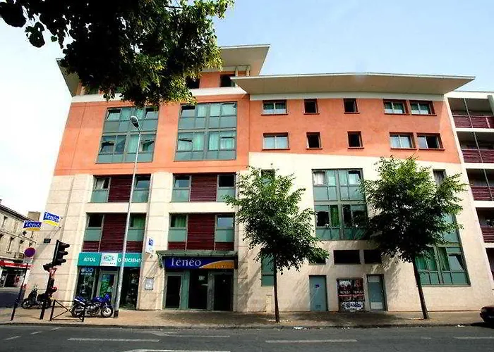 Teneo - Gare Saint Jean 2*