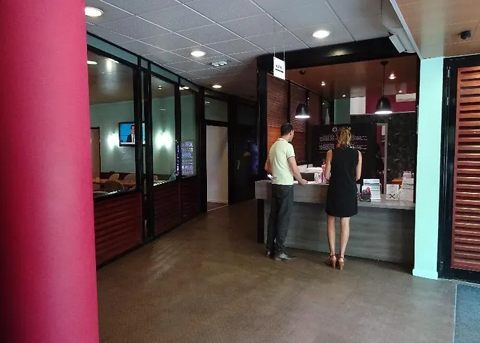 Aparthotel Teneo - Gare Saint Jean 2*