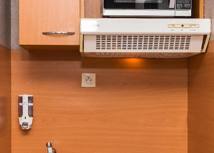 Aparthotel Teneo - Gare Saint Jean 2*