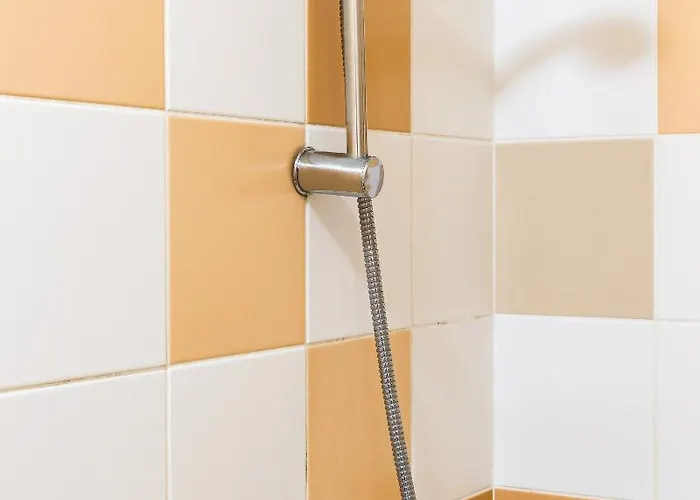 Teneo - Gare Saint Jean