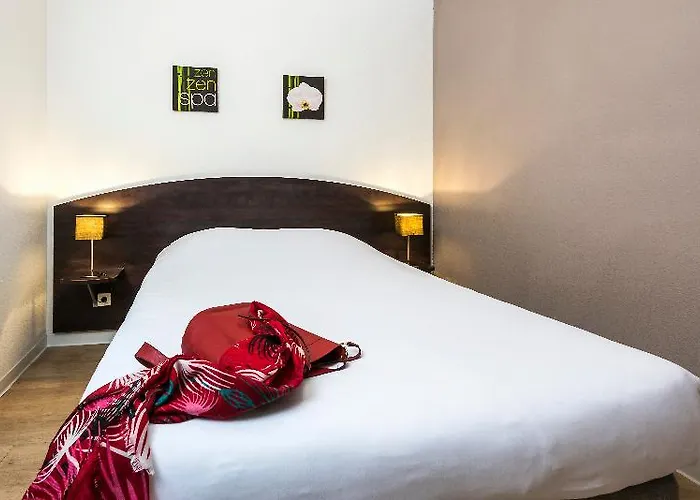 Teneo - Gare Saint Jean Aparthotel 2*