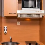 Apart Otel Teneo - Gare Saint Jean 2*